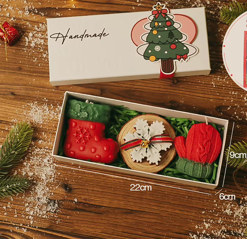 Holiday Aroma Candle Romantic Christmas Candle Gift Set Decorative Christmas Candle Handmade for Gifting Dining Room Living Room